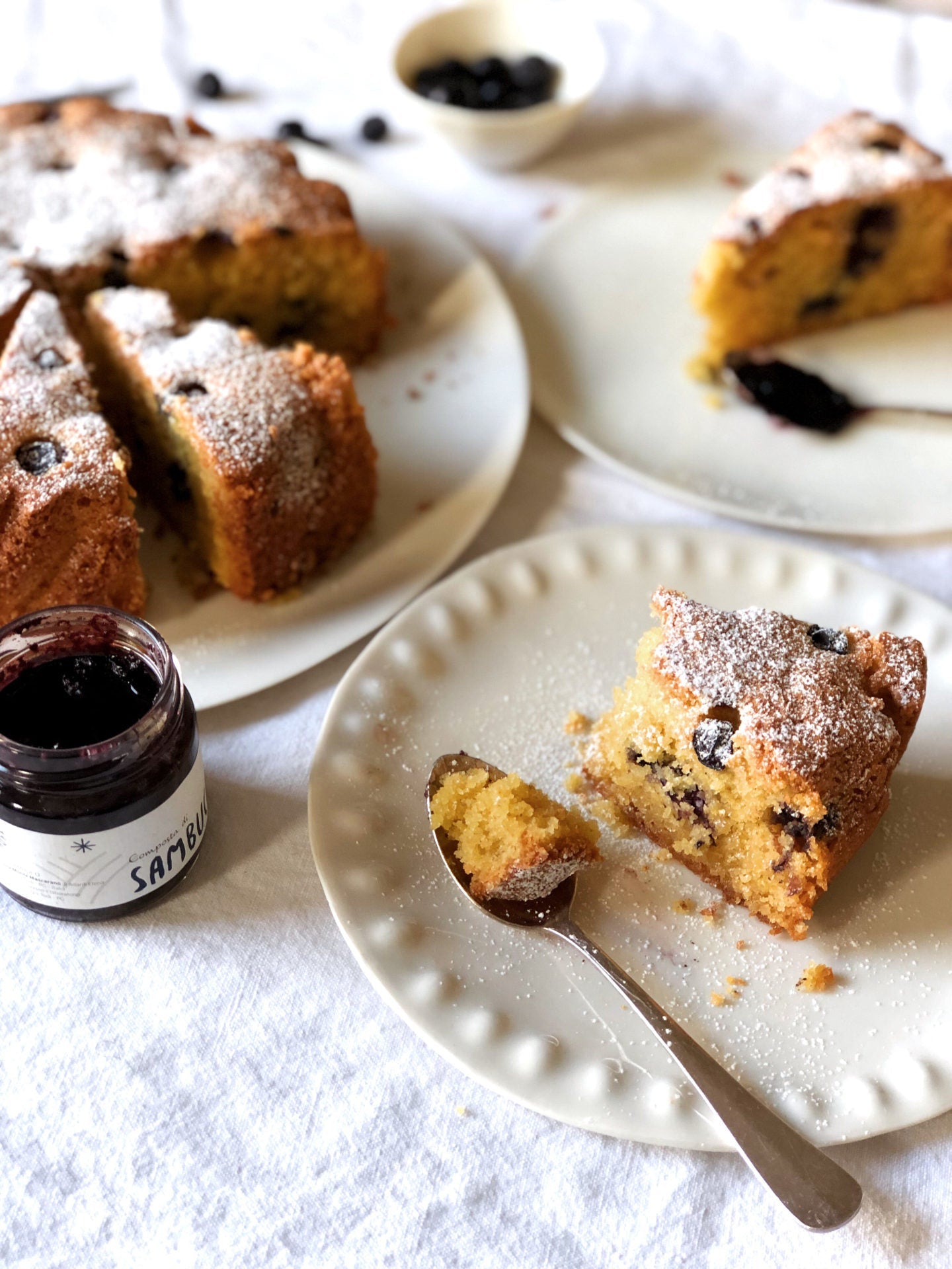 Polenta, Almonds & Blueberries Cake Recipe - Feast Italy