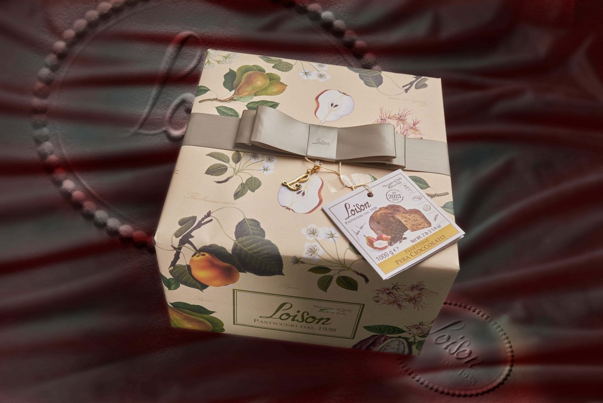 Loison Frutta e Fiori Chocolate & Pear Panettone 1KG Feast Italy