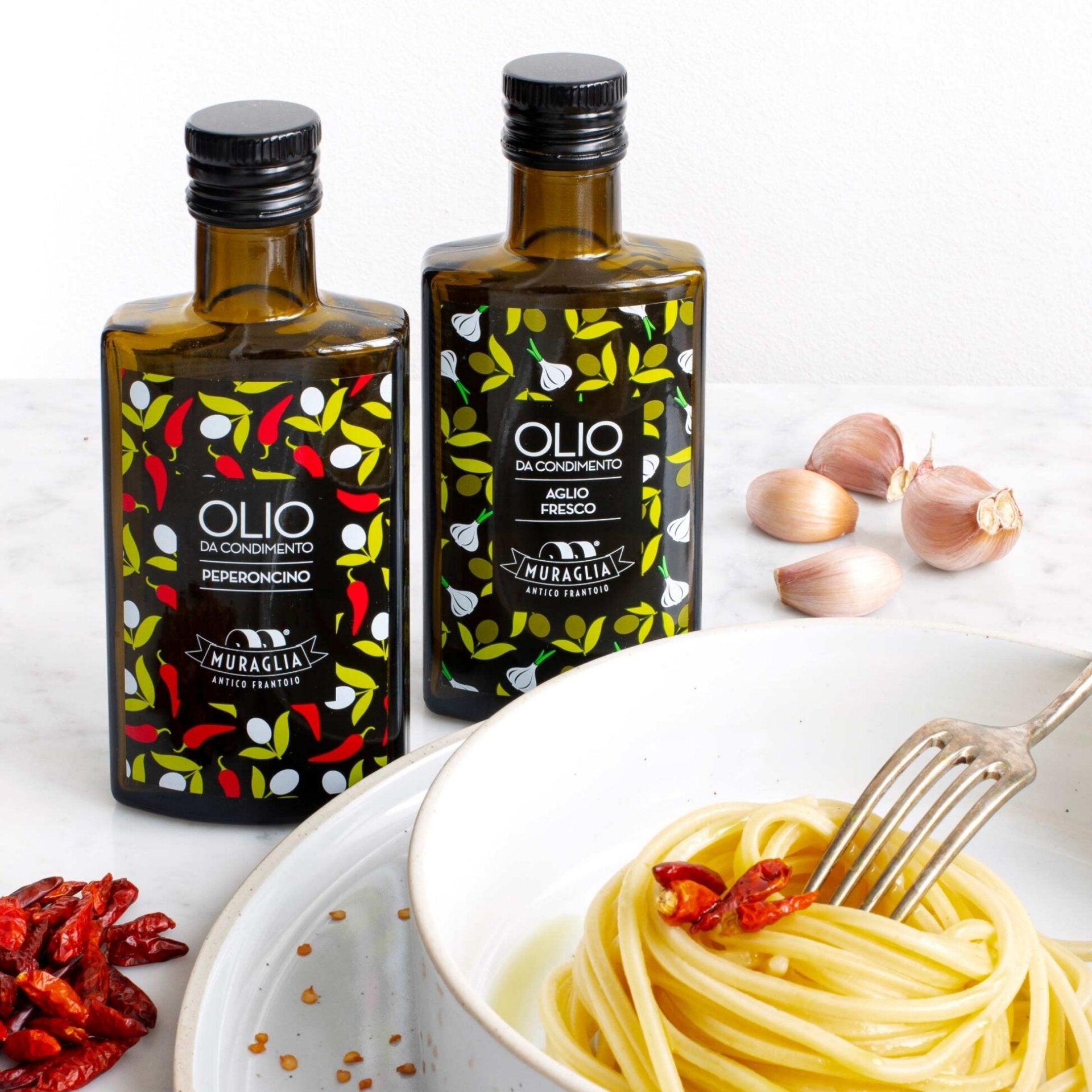 Frantoio Muraglia Fresh Garlic Aromatic Extra Virgin Olive Oil 200ml Feast Italy